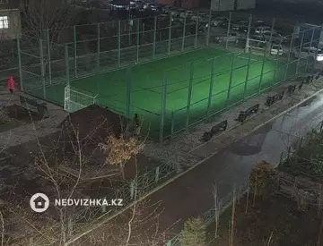 1-комнатная квартира, этаж 4 из 9, 39 м²