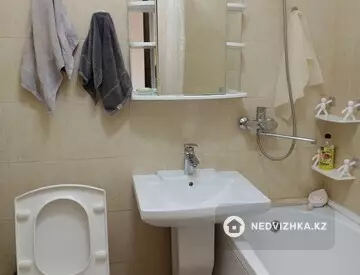 1-комнатная квартира, этаж 13 из 16, 46 м², Посуточно