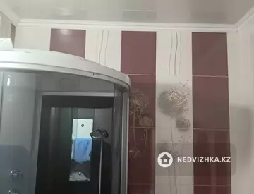 2-комнатная квартира, этаж 3 из 10, 54 м²