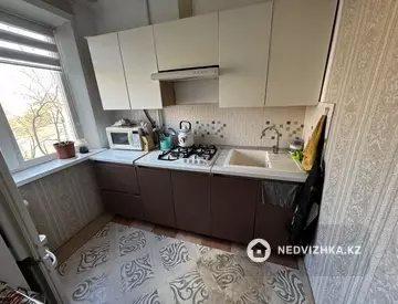 2-комнатная квартира, этаж 2 из 5, 45 м², На длительный срок