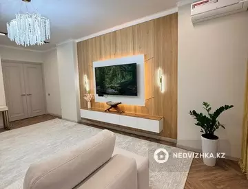 3-комнатная квартира, этаж 8 из 9, 95 м²