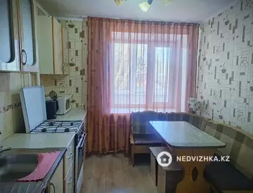 2-комнатная квартира, этаж 4 из 9, 54 м²