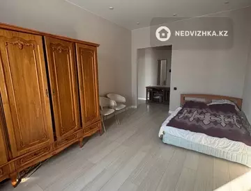 1-комнатная квартира, этаж 7 из 12, 40 м²
