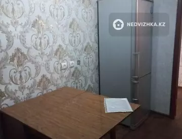 1-комнатная квартира, этаж 1 из 6, 38 м², На длительный срок