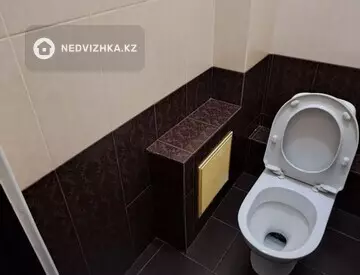 2-комнатная квартира, этаж 4 из 5, 55 м²