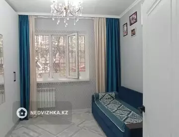 2-комнатная квартира, этаж 1 из 5, 54 м²