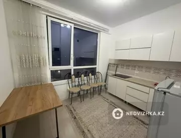 1-комнатная квартира, этаж 8 из 9, 43 м²