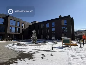 3-комнатная квартира, этаж 3 из 3, 132 м²