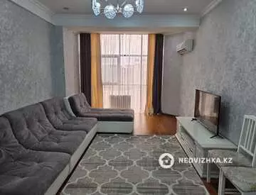 2-комнатная квартира, этаж 8 из 18, 90 м²