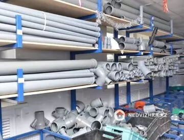 Офис, Магазин и др., этаж 1 из 3, 200 м²