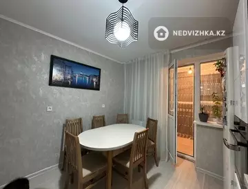 2-комнатная квартира, этаж 12 из 12, 54 м²