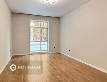 2-комнатная квартира, этаж 1 из 10, 62 м²