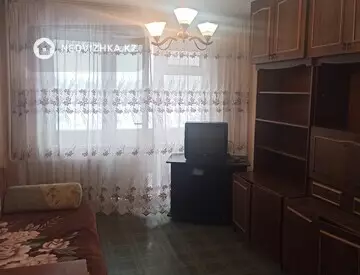 2-комнатная квартира, этаж 4 из 5, 46 м², На длительный срок
