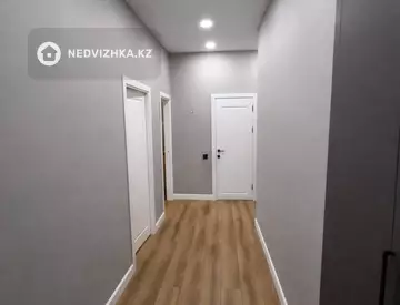 2-комнатная квартира, этаж 5 из 10, 79 м²