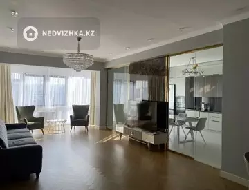 4-комнатная квартира, этаж 13 из 20, 200 м², На длительный срок