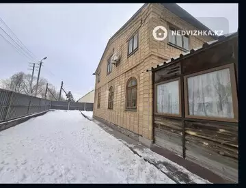 6-комнатный дом, 10 соток, 133 м²