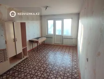 1-комнатная квартира, этаж 4 из 5, 32 м², На длительный срок