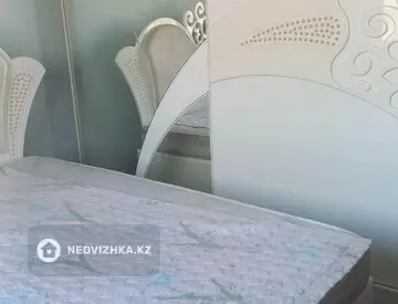 2-комнатная квартира, этаж 2 из 5, 60 м², На длительный срок