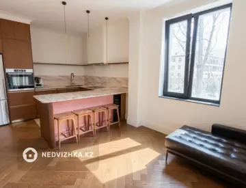 3-комнатная квартира, этаж 2 из 3, 123 м²