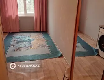 1-комнатная квартира, этаж 3 из 5, 14 м²