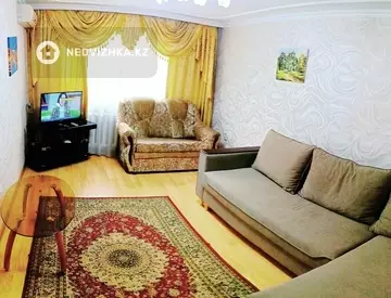 2-комнатная квартира, этаж 3 из 3, 43 м², Посуточно