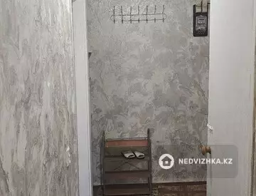 1-комнатная квартира, этаж 1 из 5, 32 м²