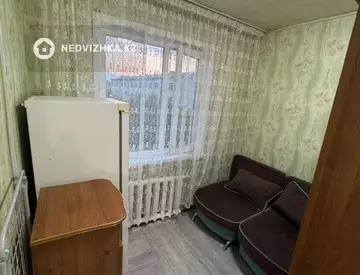 2-комнатная квартира, этаж 4 из 5, 36 м²