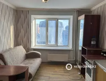 1-комнатная квартира, этаж 3 из 5, 13 м²