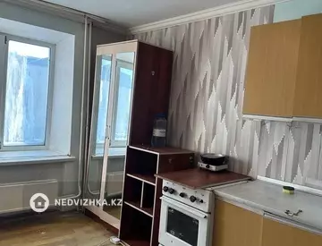 1-комнатная квартира, этаж 3 из 5, 13 м²