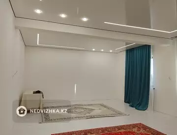 3-комнатный дом, 6 соток, 210 м²