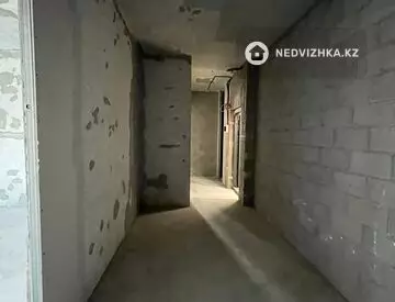 3-комнатная квартира, этаж 6 из 15, 146 м²