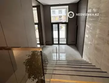 1-комнатная квартира, этаж 1 из 10, 48 м²