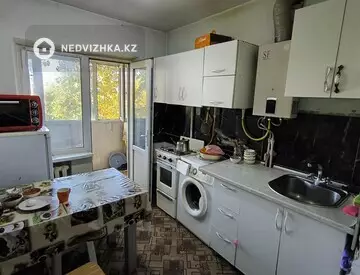 1-комнатная квартира, этаж 4 из 4, 28 м²