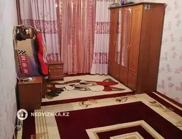 1-комнатная квартира, этаж 4 из 5, 32 м²