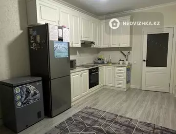 1-комнатная квартира, этаж 19 из 22, 38 м²