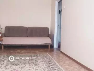 2-комнатная квартира, этаж 4 из 5, 46 м²