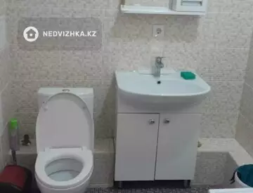 1-комнатная квартира, этаж 8 из 12, 38 м², На длительный срок