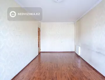 3-комнатная квартира, этаж 3 из 5, 62 м²