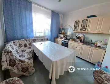 2-комнатная квартира, этаж 3 из 9, 73 м²