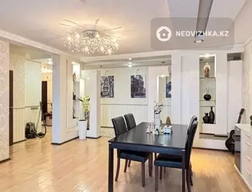 4-комнатная квартира, этаж 5 из 14, 155 м²