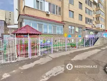 Офис, Магазин и др., этаж 1 из 9, 325 м²