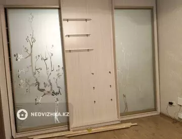 2-комнатная квартира, этаж 2 из 5, 63 м², На длительный срок