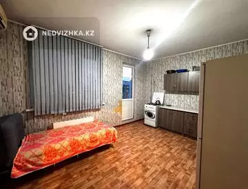 1-комнатная квартира, этаж 9 из 9, 50 м²