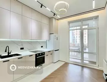 3-комнатная квартира, этаж 2 из 9, 90 м²