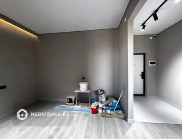 2-комнатная квартира, этаж 16 из 16, 38 м²