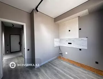 2-комнатная квартира, этаж 16 из 16, 38 м²