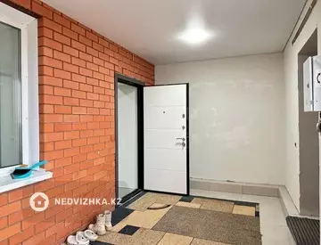 5-комнатный таунхаус, 6 соток, 350 м²