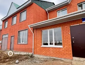 5-комнатный таунхаус, 6 соток, 350 м²