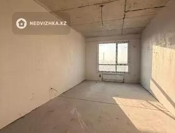 3-комнатная квартира, этаж 2 из 16, 76 м²