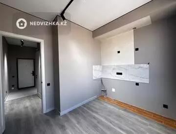 2-комнатная квартира, этаж 16 из 16, 38 м²